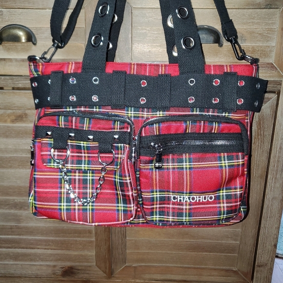 Red Plaid And Grommets Tote Bag - Picture 1 of 10